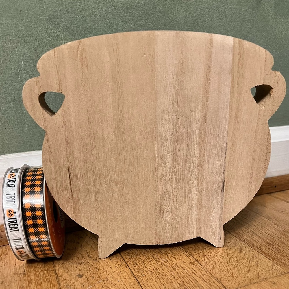 Halloween DIY Wood Cauldron Decor w/ribbons